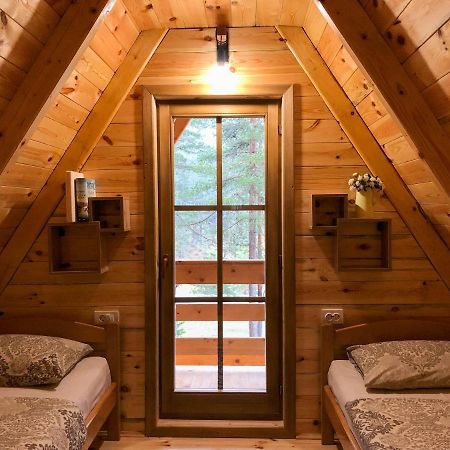 The Pine Forest Cottage 자블야크 외부 사진